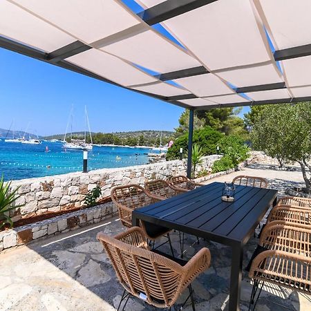 Villa Rudini With Heated Pool Okrug Gornji Εξωτερικό φωτογραφία