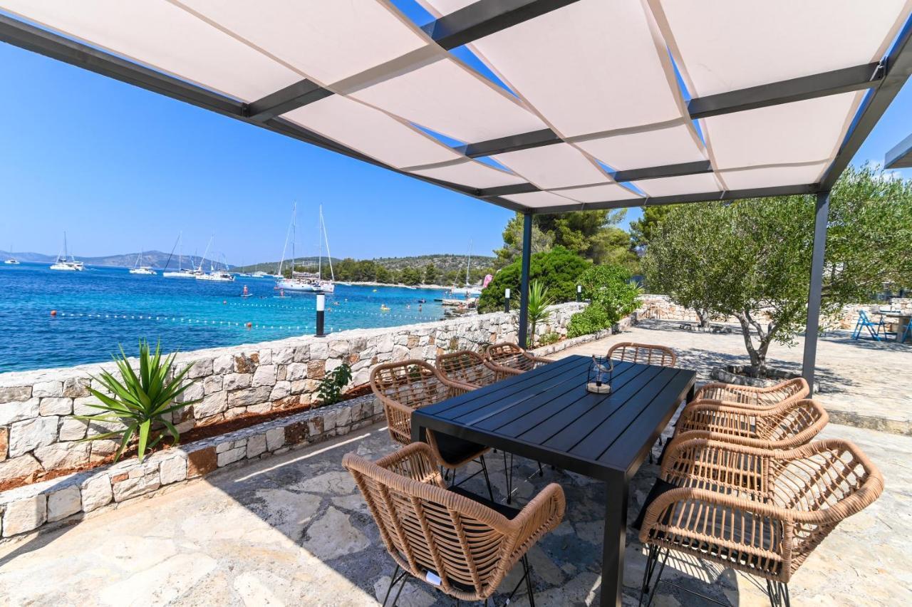 Villa Rudini With Heated Pool Okrug Gornji Εξωτερικό φωτογραφία