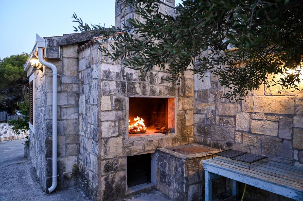 Villa Rudini With Heated Pool Okrug Gornji Εξωτερικό φωτογραφία