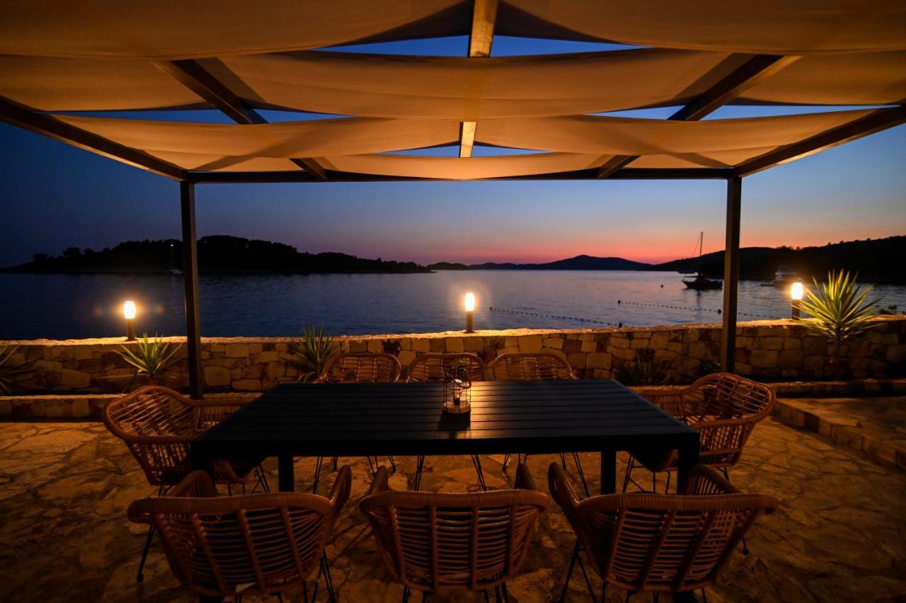 Villa Rudini With Heated Pool Okrug Gornji Εξωτερικό φωτογραφία