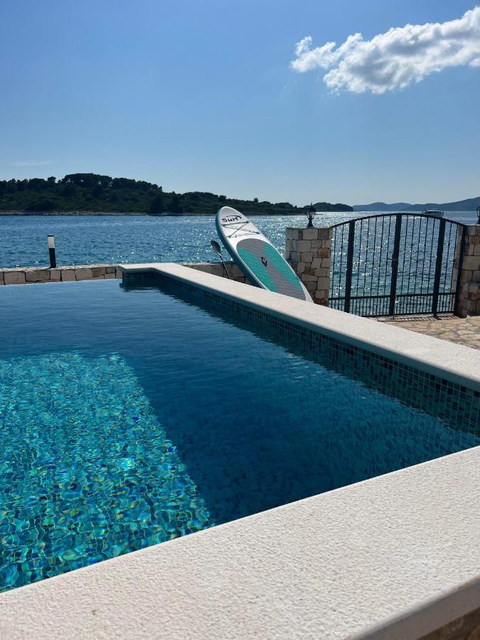Villa Rudini With Heated Pool Okrug Gornji Εξωτερικό φωτογραφία
